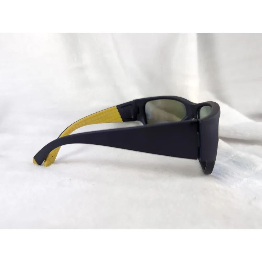 Foster Grant Sunglasses Plastic NS1122 Polarized AVC 23 545